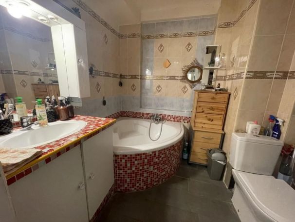 A louer APPARTEMENT T2 51 M2 TERRASSE BORD DE MER CANNES