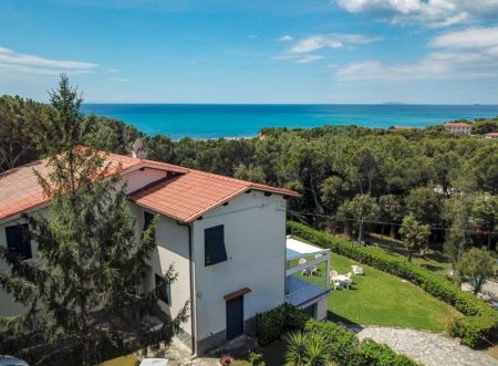 Villa avec vue sur la mer près de Castiglioncello  
