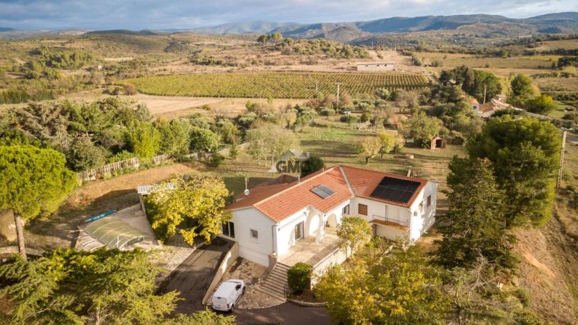 A louer MAISON 6 PIECES 160 M2 BORD DE MER ROUJAN