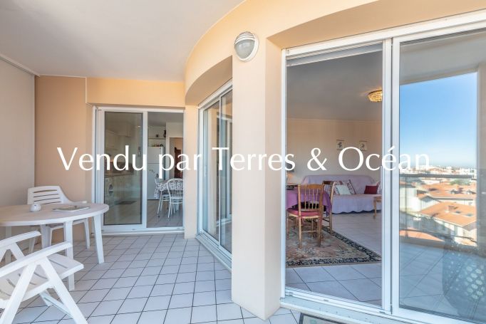 APPARTEMENT T4 93 M2 TERRASSE BORD DE MER BIARRITZ commerces