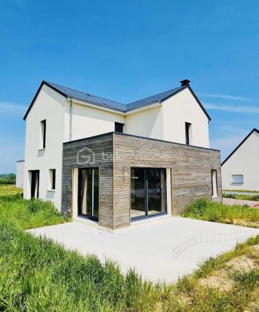 MAISON  CONTEMPORAINE BORD DE MER BAYEUX