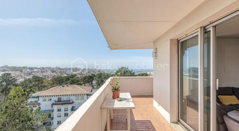 APPARTEMENT DE PRESTIGE T4 91 M2 BORD DE MER BIARRITZ