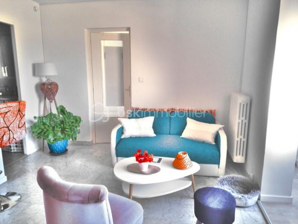 APPARTEMENT T2 39 M2 BORD DE MER HYERES