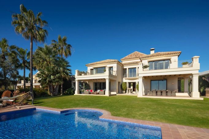 A vendre Villa charmante et luxueuse dans la communautE 5 Etoiles de Los Flamingos  BENAHAVIS