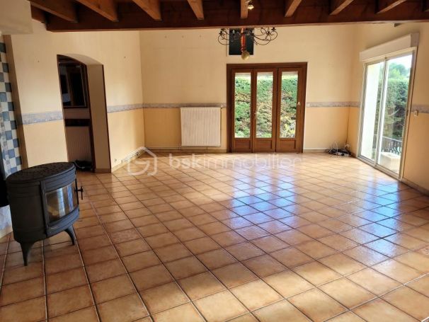 MAISON  6 PIECES 199 M2  SALLES D AUDE