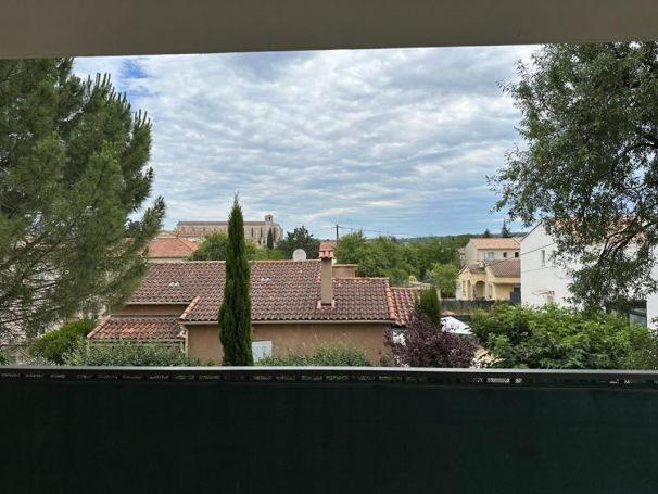 APPARTEMENT T2 47 M2 TERRASSE  SAINT MAXIMIN LA STE BAUME