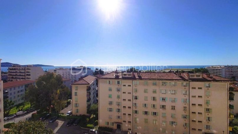 APPARTEMENT T3 55 M2 VUE MER NICE