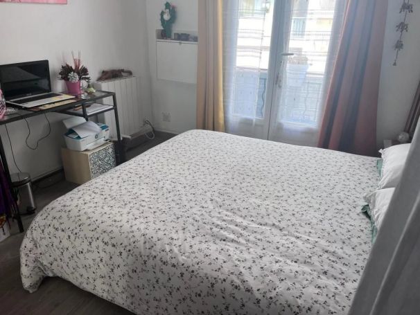 A louer APPARTEMENT T2 30 M2 BORD DE MER CANNES