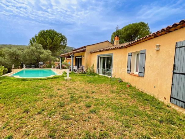 A vendre superbe villa de plain pied  de type 4 et son T2 indÃ©pendant 83210 Sollies Pont