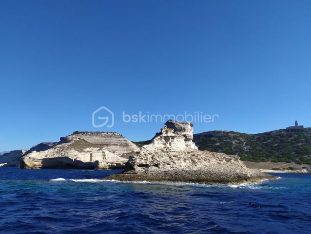 APPARTEMENT T5 69 M2 TERRASSE BORD DE MER BONIFACIO