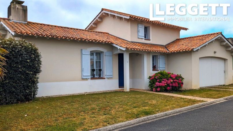 MAISON  5 PIECES 86 M2  L AIGUILLON SUR VIE