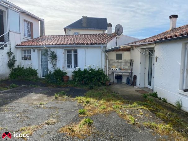 A vendre Maison 7 PIECES 109 M² A RENOVER L Aiguillon La Presqu Ile