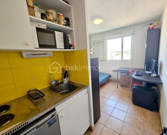 A vendre STUDIO IDEAL INVESTISSEMENT LOCATIF 13005 Marseille 5e Arrondissement