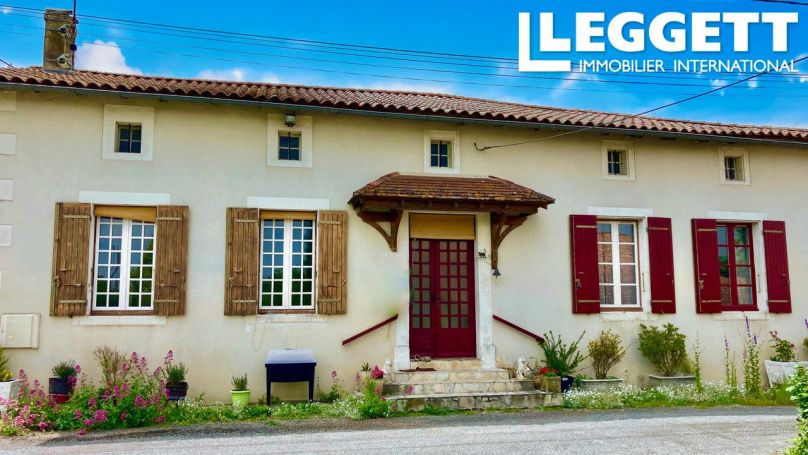 A vendre Maison de campagne de plain pied Fontaines D Ozillac