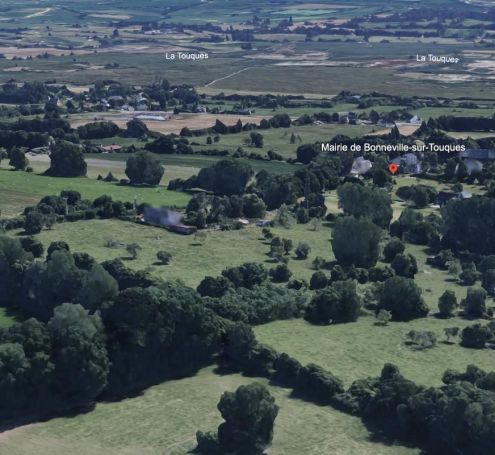 A louer BORD DE MER BONNEVILLE SUR TOUQUES