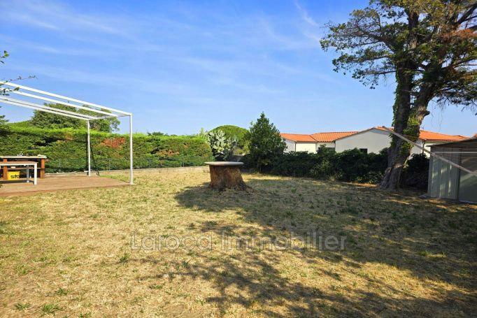 MAISON  4 PIECES 117 M2  SOREDE Village