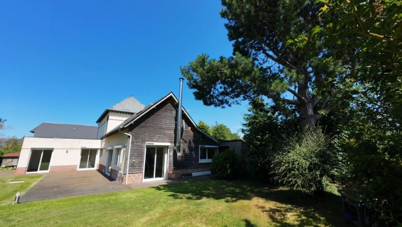 MAISON  DE MAîTRE BORD DE MER QUIBERVILLE