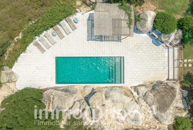 A louer MAISON D'ARCHITECTE VUE MER SAINTE LUCIE DE PORTO VECCHIO