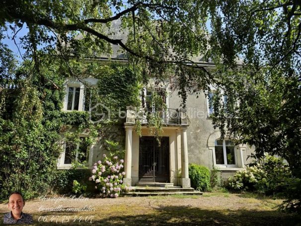 MAISON  DE MAîTRE  LA CHAIZE LE VICOMTE