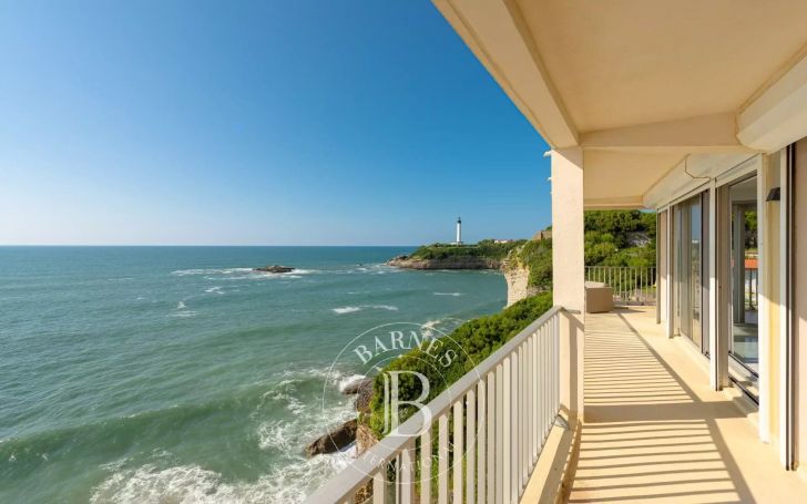 A vendre APPARTEMENT D'EXCEPTION T4 148 M² VUE MER PANORAMIQUE BIARRITZ MIRAMAR