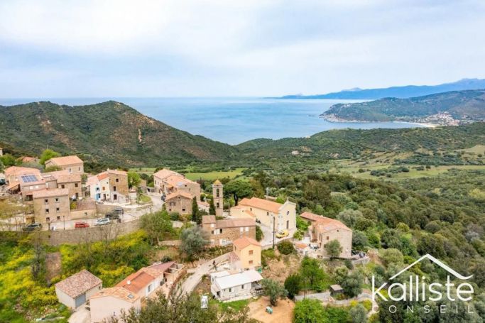 MAISON  DE MAîTRE BORD DE MER VILLANOVA