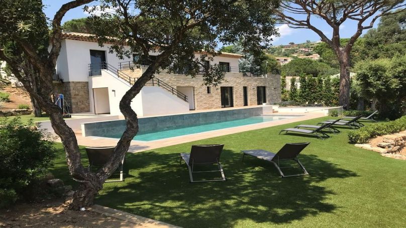 MAISON  CONTEMPORAINE VUE MER SAINTE MAXIME