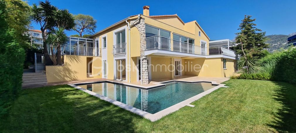 MAISON  6 PIECES 250 M2 VUE MER ROQUEBRUNE CAP MARTIN