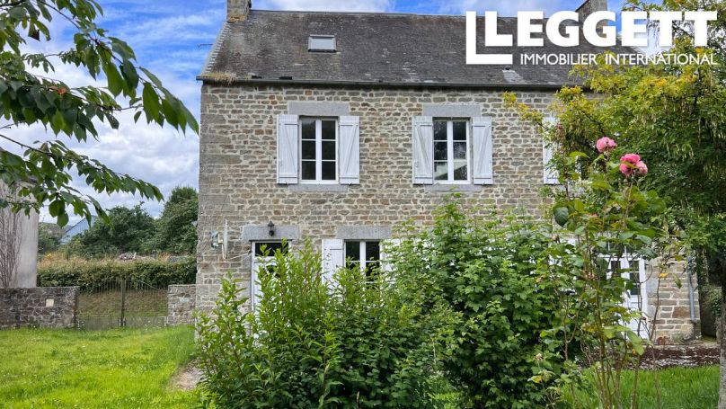 A vendre Maison de 4 chambres avec garage et jardin, situÃ©e dans le joli village de Saint Jean le Blanc 14770 Conde En Normandie