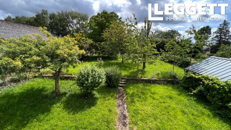 A vendre Maison de 4 chambres avec garage et jardin, situÃ©e dans le joli village de Saint Jean le Blanc 14770 Conde En Normandie