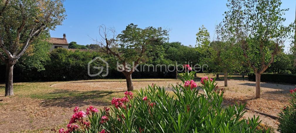 APPARTEMENT T4 65 M2  SALON DE PROVENCE