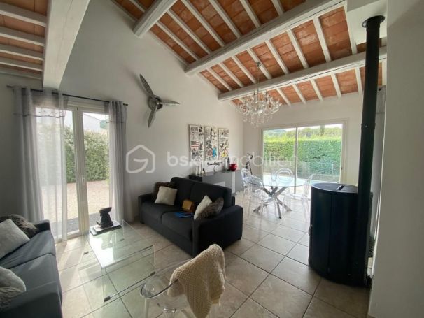 MAISON  5 PIECES 124 M2  LE CASTELLET