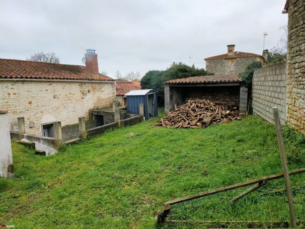 A vendre MAISON PIERRE PROCHE DE LA NATURE 85320 La Bretonniere La Claye