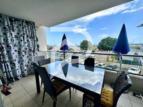 APPARTEMENT T2 32 M2 TERRASSE BORD DE MER CANNES