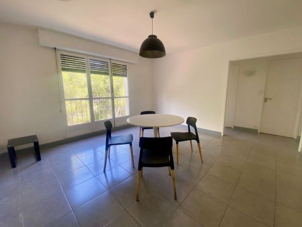 APPARTEMENT T3 58 M2  MARSEILLE 13EME