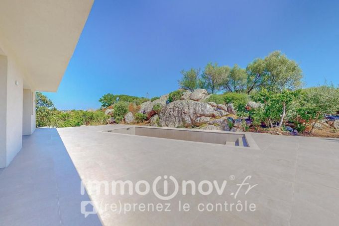 A louer MAISON CONTEMPORAINE VUE MER SAINTE LUCIE DE PORTO VECCHIO