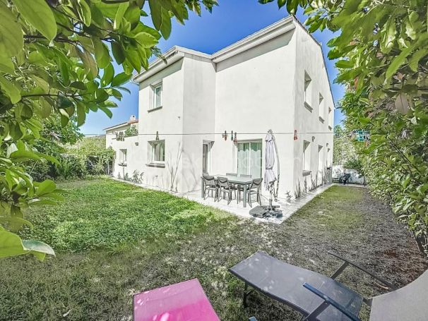 MAISON  7 PIECES 141 M2  SAINT ANDRE DE SANGONIS