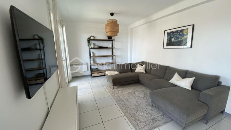 APPARTEMENT T3 70 M2 BORD DE MER TOULON