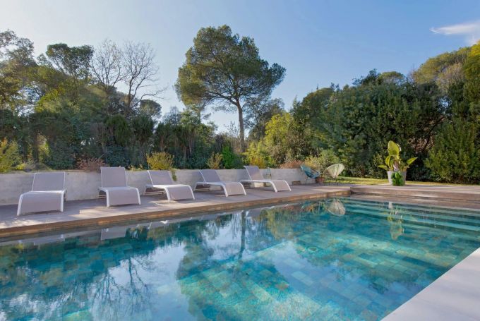 A vendre Lumineuse villa de standing 5 pieces 220 m² proche mer et golf SAINT RAPHAEL