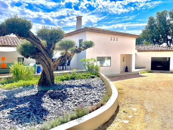 MAISON  4 PIECES 166 M2  AURIBEAU SUR SIAGNE