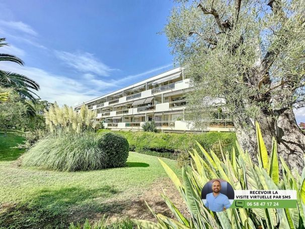 APPARTEMENT T2 48 M2 TERRASSE BORD DE MER ANTIBES