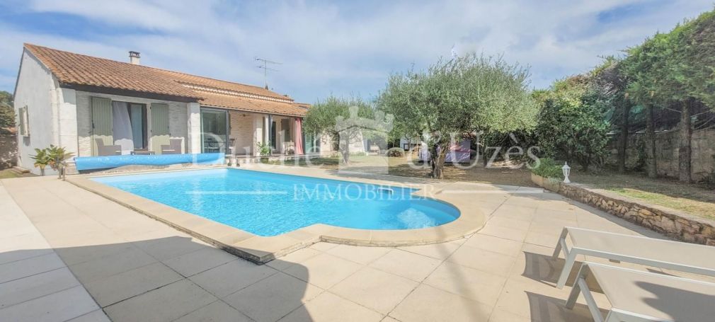 MAISON  6 PIECES 140 M2  UZES