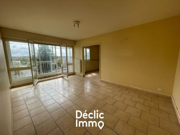 APPARTEMENT T4 80 M2  LA ROCHE SUR YON