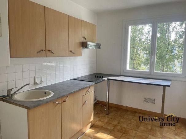 APPARTEMENT T2 46 M2  NANTES