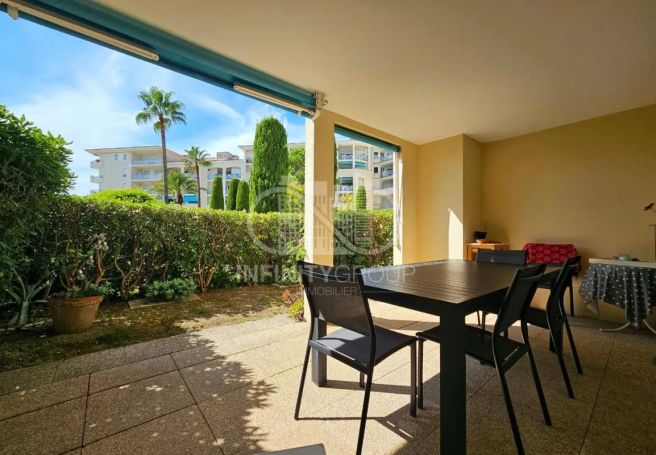 A louer APPARTEMENT T2 39 M2 TERRASSE BORD DE MER ANTIBES