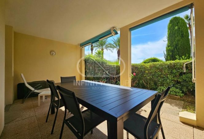 APPARTEMENT T2 39 M2 TERRASSE BORD DE MER ANTIBES