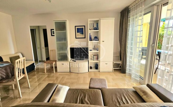 APPARTEMENT T2 39 M2 TERRASSE BORD DE MER ANTIBES