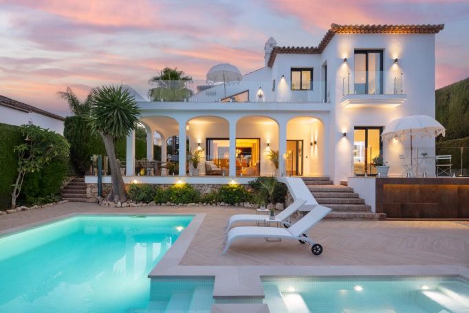 A vendre Magnifique villa 5 PIECES 235 M² VUE MER Marbella