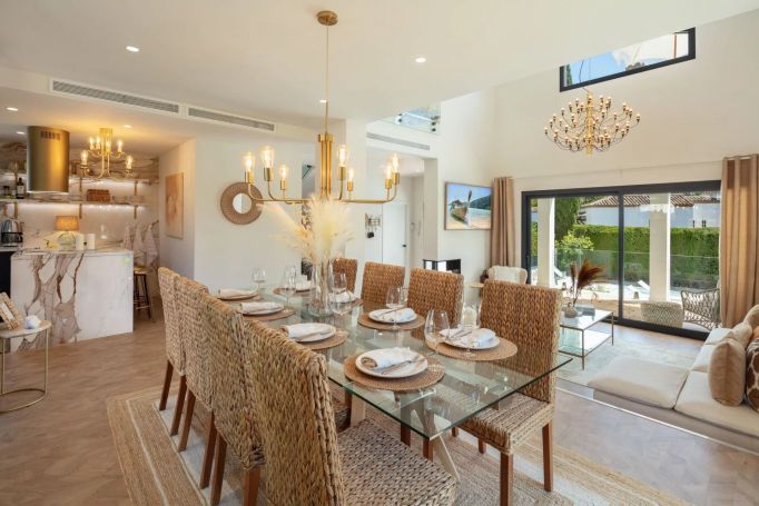 A vendre Magnifique villa 5 PIECES 235 M² VUE MER Marbella