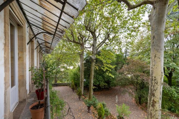 A louer APPARTEMENT T6 270 M2 TERRASSE BEDARIEUX