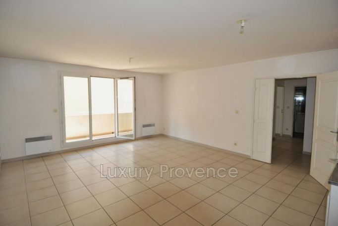 APPARTEMENT T3 59 M2 BORD DE MER MARIGNANE